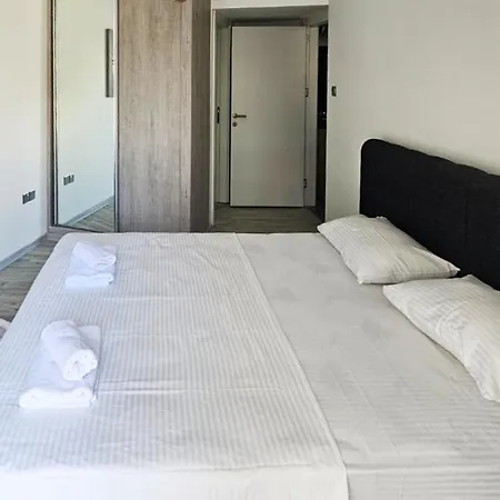 Apartament Central Modern Flat 8 Min To Kyrenia Castle *